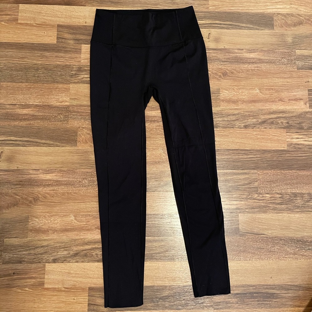 High waisted Lululemon leggings - like new
